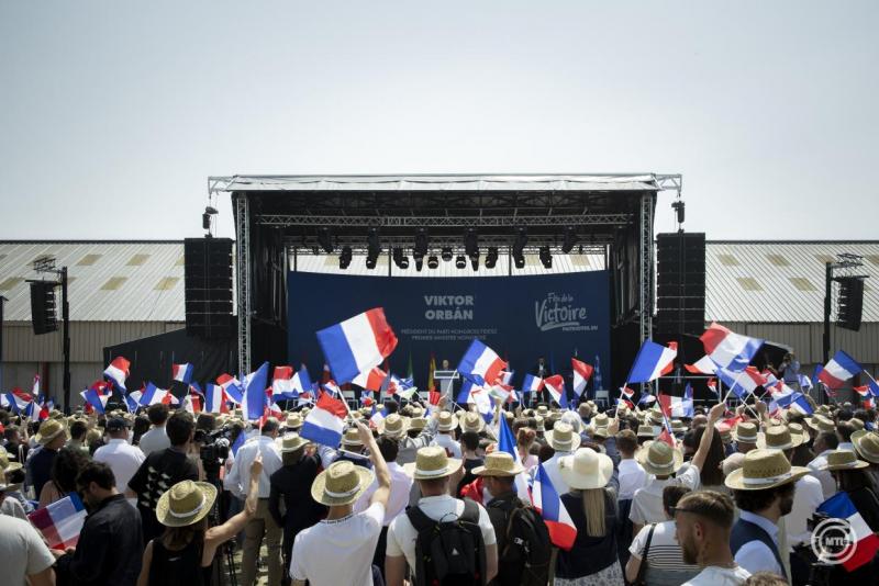 Orbán Viktor: Nem kívánunk életünket áldozni Ukrajnáért!