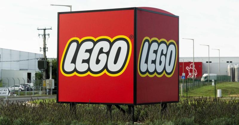 Hogyan vált Nyíregyháza a LEGO univerzális központjává? - Egy 54 milliárd forintos monumentális beruházás eredményeként megépült a világ második legnagyobb LEGO gyára.