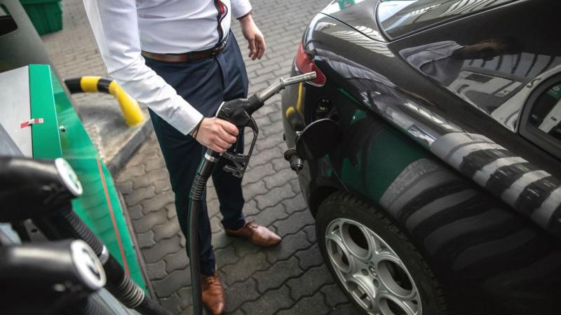 Az üzemanyagárak mostantól csökkenő tendenciát mutatnak.