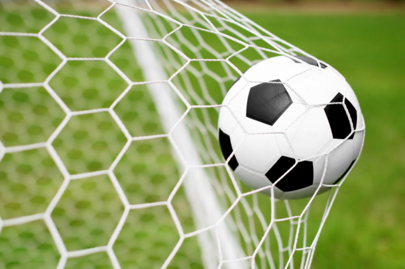 Európai Futballtájkép: A Kontinens Labdarúgásának Színes Képzete

Az európai labdarúgás színtere mindig is izgalmas és változatos volt, hiszen itt találkozik a tradíció és a modernitás, a tehetség és a taktika. A kontinens különböző ligái és klubjai nem c