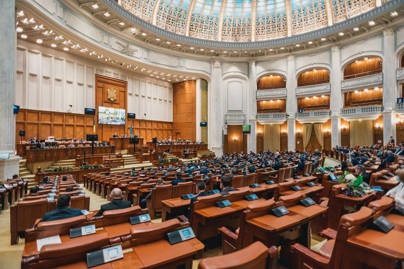 A változás szele fúj, és elérkezett az ideje, hogy új irányba lépjünk. A váltás nem csupán lehetőség, hanem egy új kezdet is, amely tele van izgalommal és felfedezésekkel. Most van itt az alkalom, hogy elengedjük a régi beidegződéseket, és bátran merjünk 