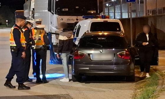 Székesfehérváron rendőrségi akció zajlott egy illegális autós eseményen.