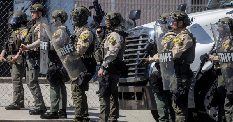 Megérkezett a Nemzeti Gárda Los Angeles vibráló városába!