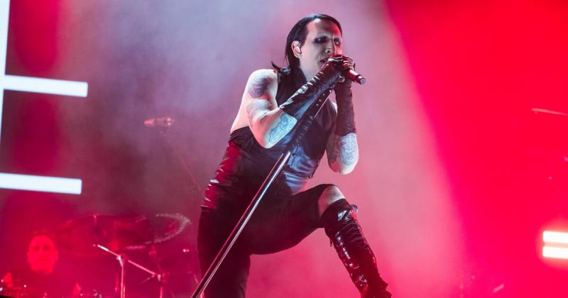 Marilyn Manson turnén nyitó koncertje elmarad, miután számos panasz érkezett ellene.