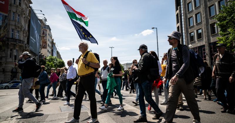 Budapest forgalma jelentősen lelassulhat vasárnap, mivel időszakosan lezárják a Margit hidat, valamint a Nagykörút egy részét. Érdemes figyelni erre a változásra, ha valaki a városban szeretne közlekedni.