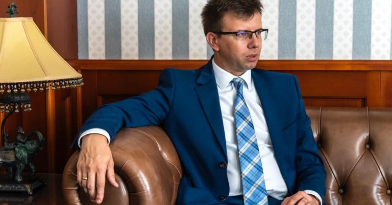 Bóka János: A Tisza és a brüsszeli háborús koalíció újra megmentette Ursula von der Leyent | Demokrata

Bóka János elemzése rávilágít arra, hogy a Tisza és a brüsszeli háborús szövetség ismét fontos szerepet játszott Ursula von der Leyen helyzetének stabi